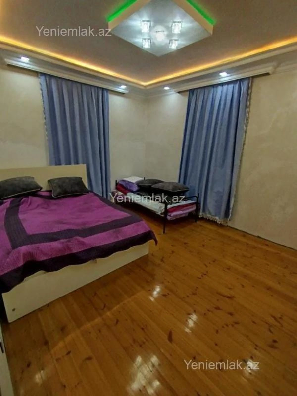 Satılır 5 otaqlı həyət evi 350 m²