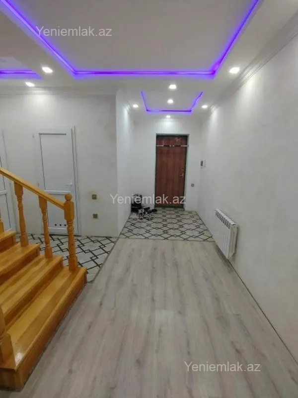 Satılır 5 otaqlı həyət evi 350 m²
