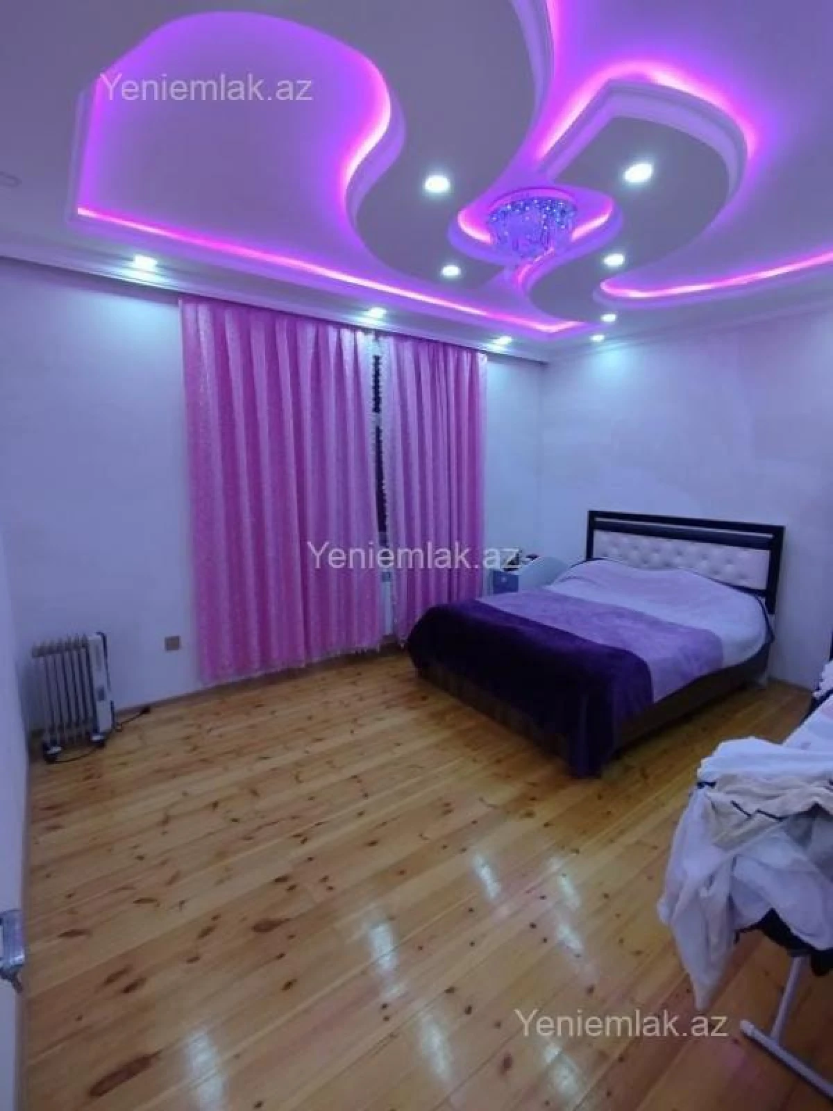Satılır 5 otaqlı həyət evi 350 m²