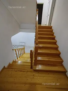 Satılır 5 otaqlı həyət evi 350 m²