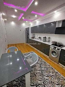 Satılır 5 otaqlı həyət evi 350 m²
