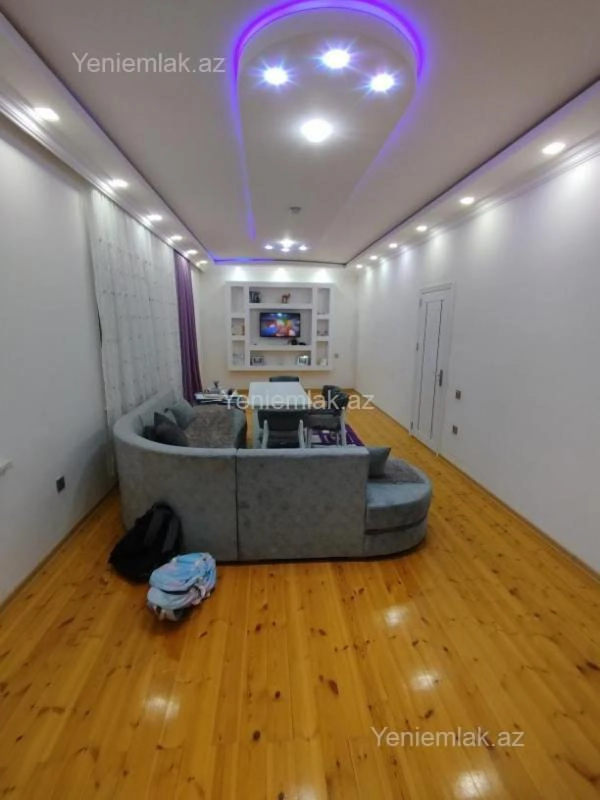Satılır 5 otaqlı həyət evi 350 m²