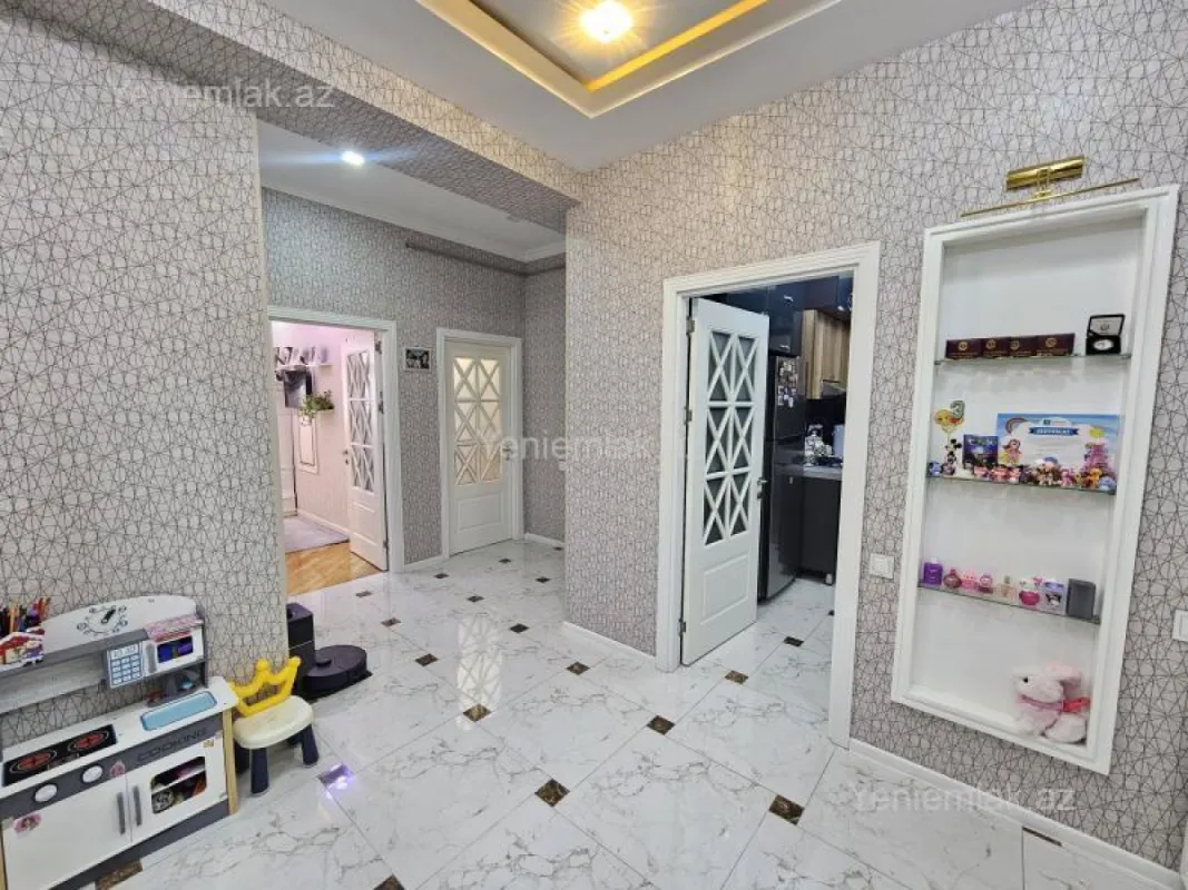 Satılır 2 otaqlı yeni tikili 71 m²