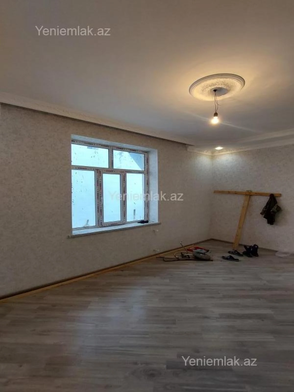 Satılır 4 otaqlı həyət evi 140 m²