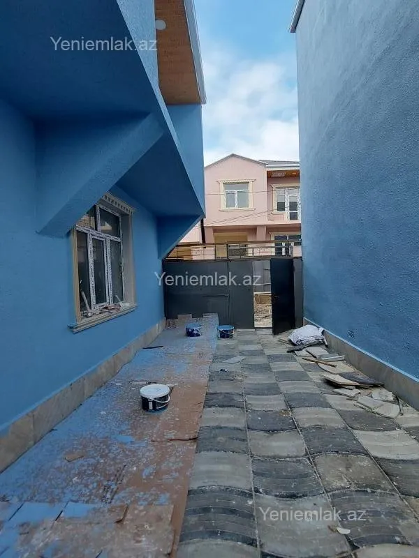 Satılır 4 otaqlı həyət evi 140 m²