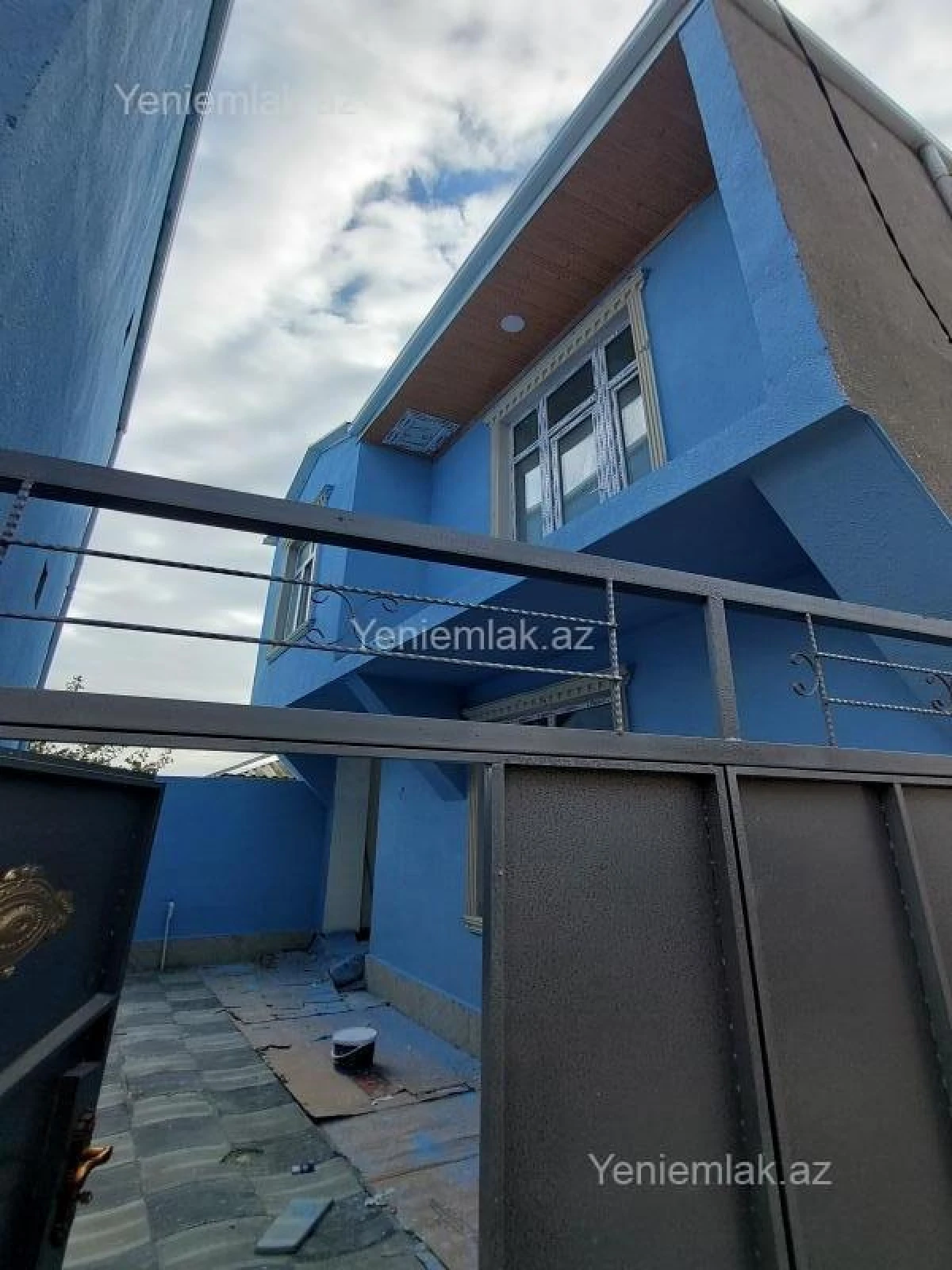 Satılır 4 otaqlı həyət evi 140 m²