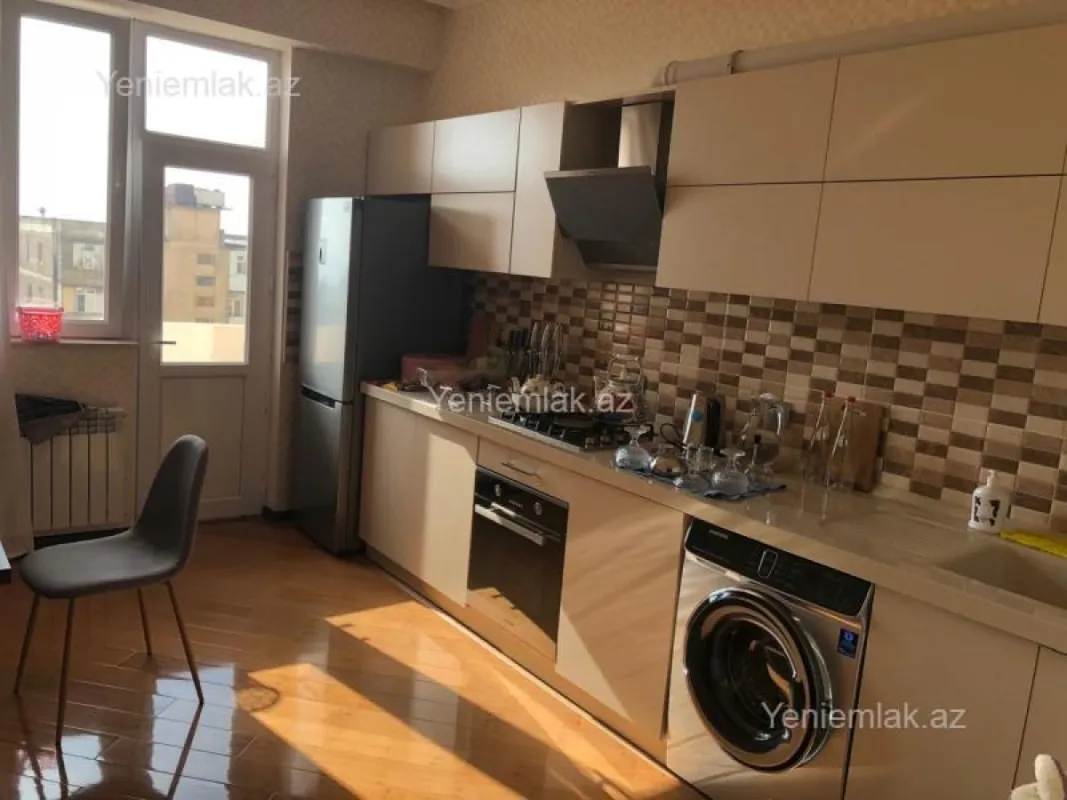 Satılır 2 otaqlı yeni tikili 70 m²