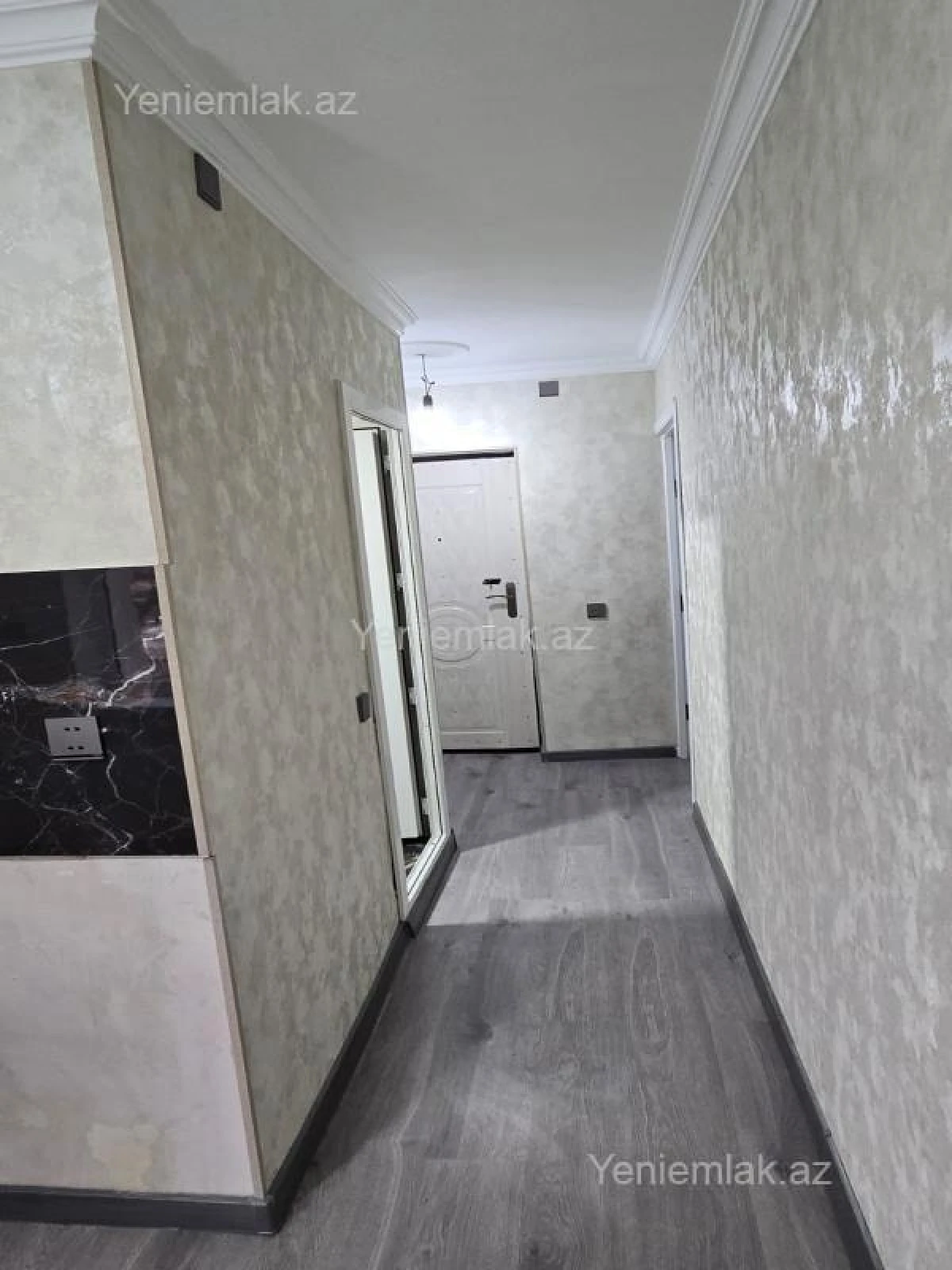 Satılır 1 otaqlı köhnə tikili 31 m²