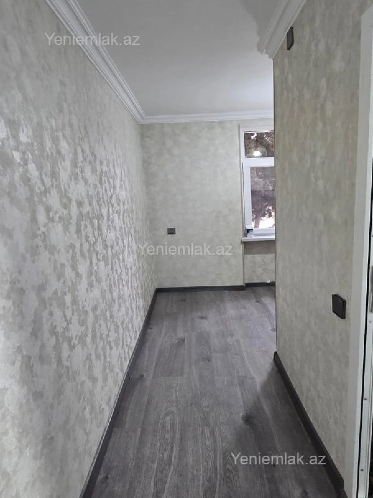 Satılır 1 otaqlı köhnə tikili 31 m²