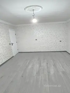 Satılır 1 otaqlı köhnə tikili 31 m²