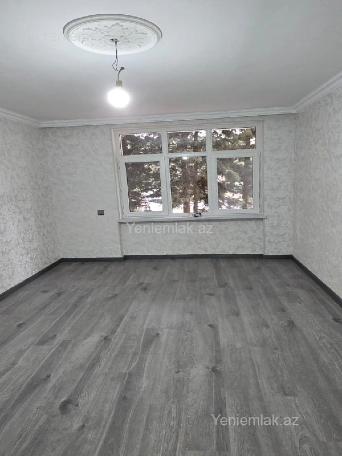 Satılır 1 otaqlı köhnə tikili 31 m²