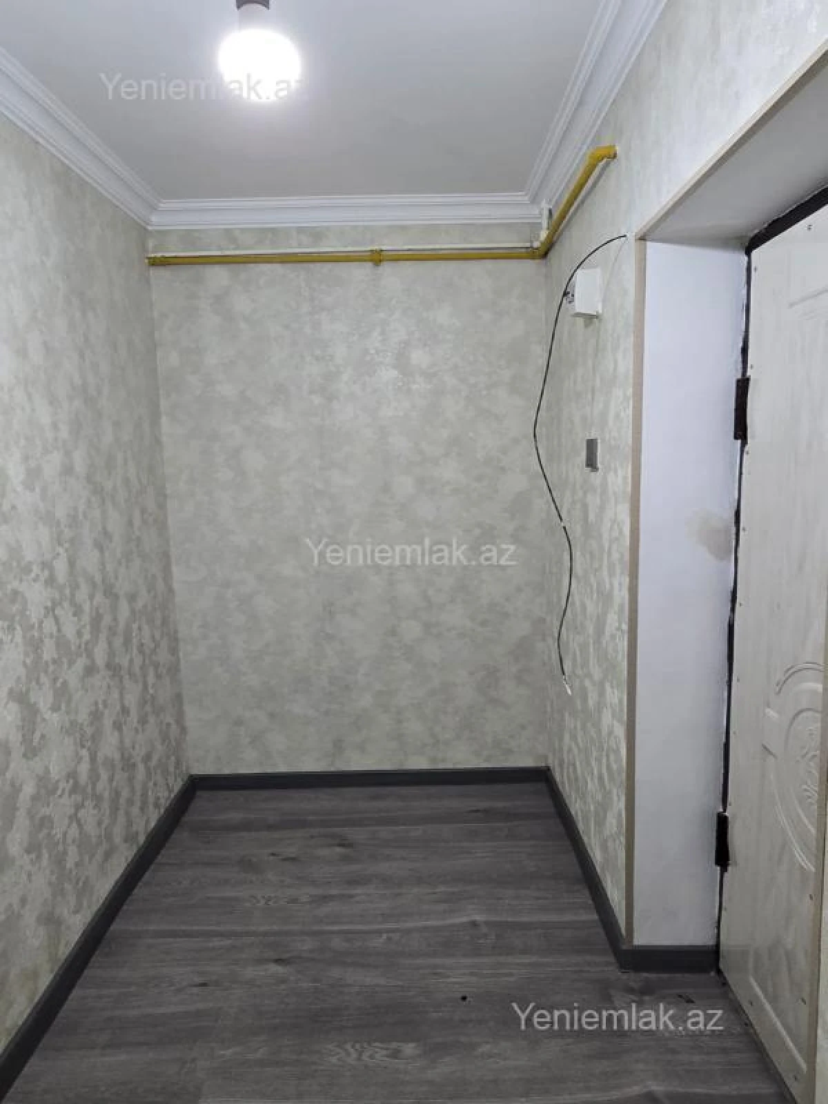 Satılır 1 otaqlı köhnə tikili 31 m²