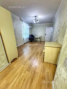 Satılır 2 otaqlı köhnə tikili 40 m²