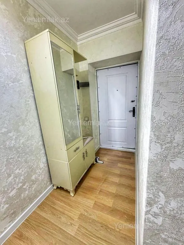 Satılır 2 otaqlı köhnə tikili 40 m²