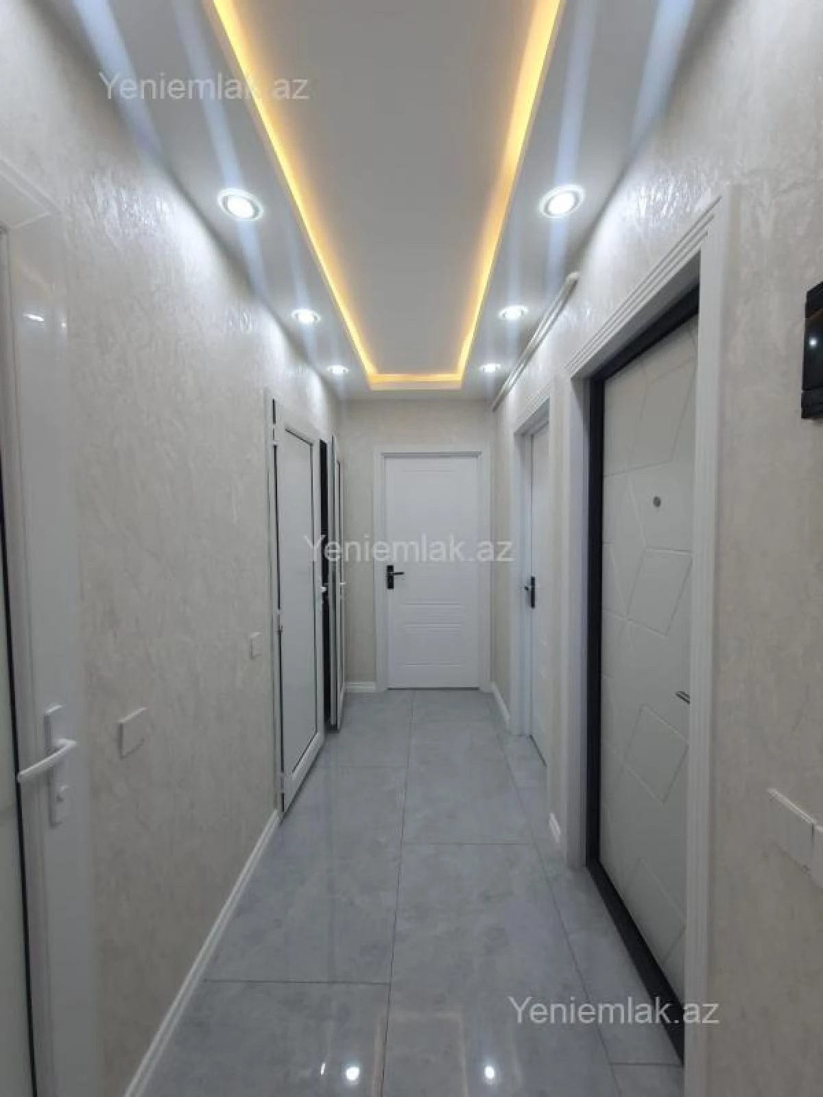 Satılır 3 otaqlı köhnə tikili 60 m²
