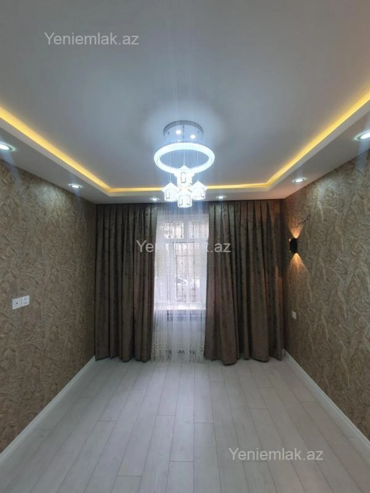 Satılır 3 otaqlı köhnə tikili 60 m²