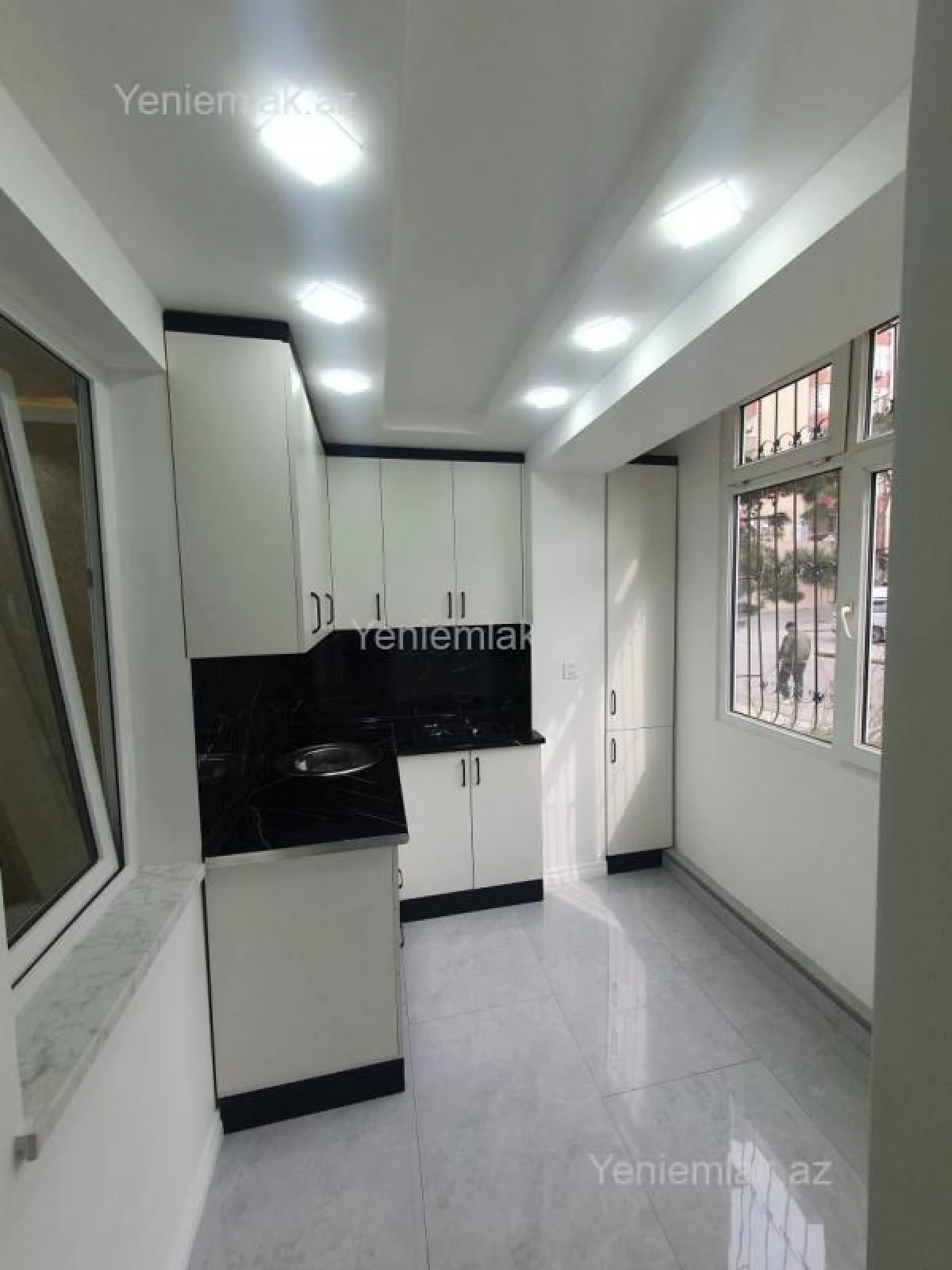 Satılır 3 otaqlı köhnə tikili 60 m²