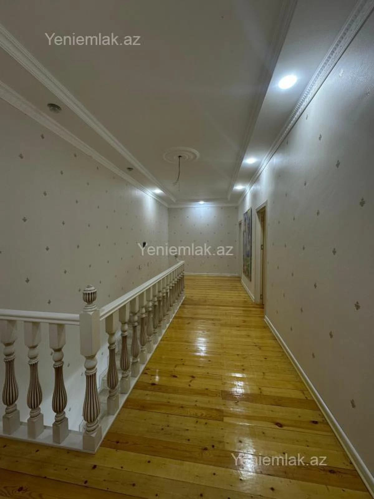 Satılır 4 otaqlı yeni tikili 200 m²