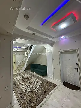 Satılır 4 otaqlı yeni tikili 200 m²