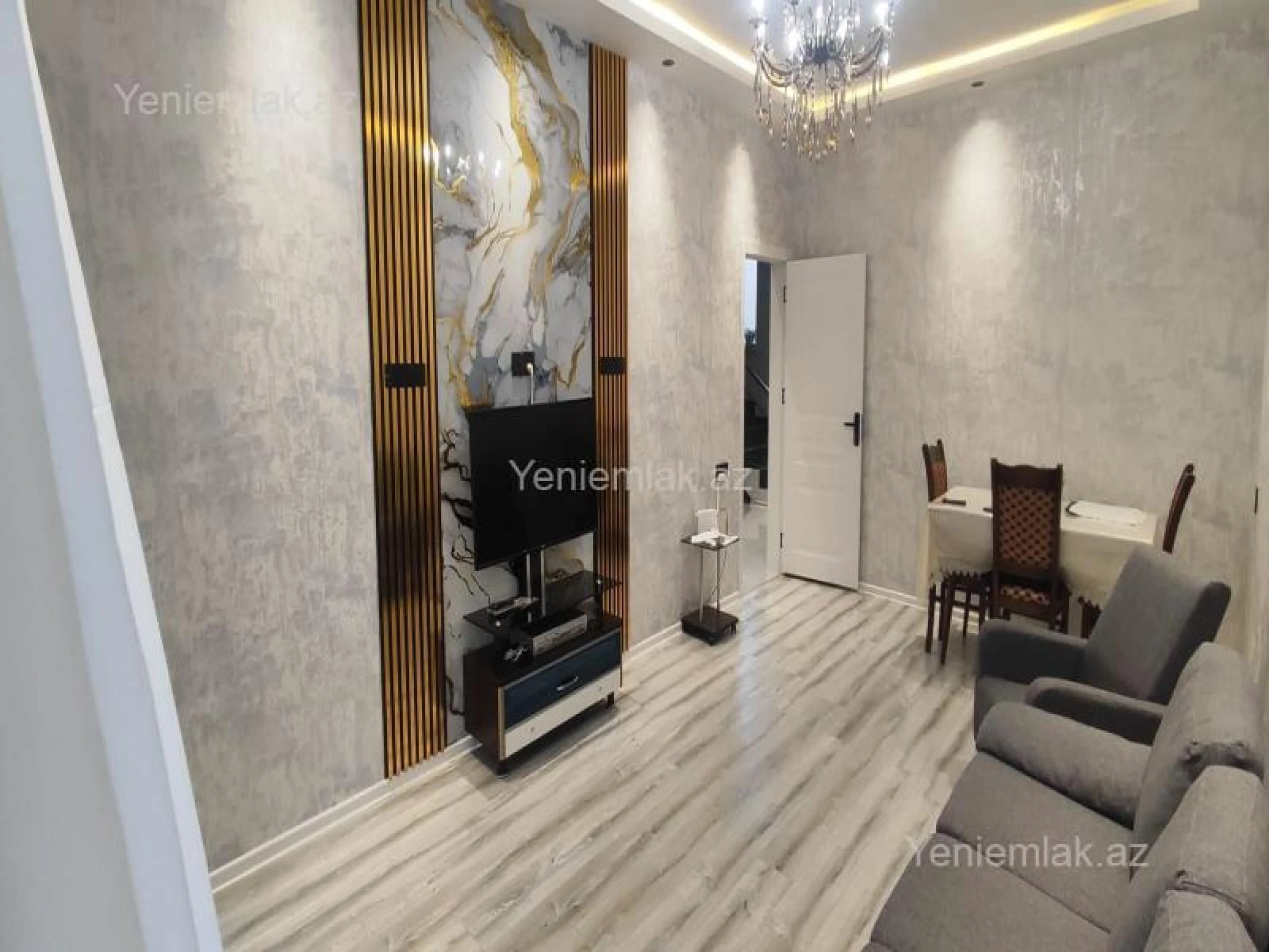 Satılır 5 otaqlı həyət evi 150 m²