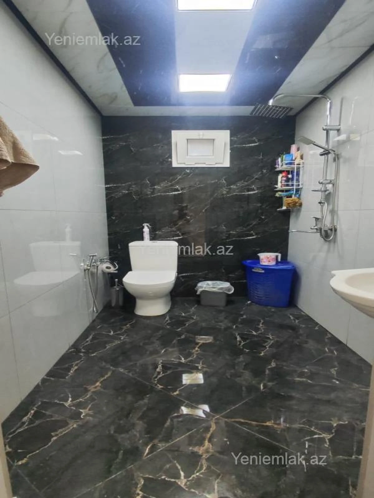 Satılır 5 otaqlı həyət evi 150 m²