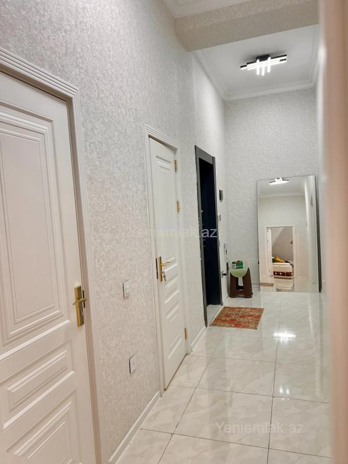 Satılır 2 otaqlı yeni tikili 72.8 m²
