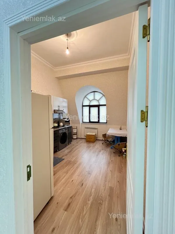 Satılır 2 otaqlı yeni tikili 72.8 m²