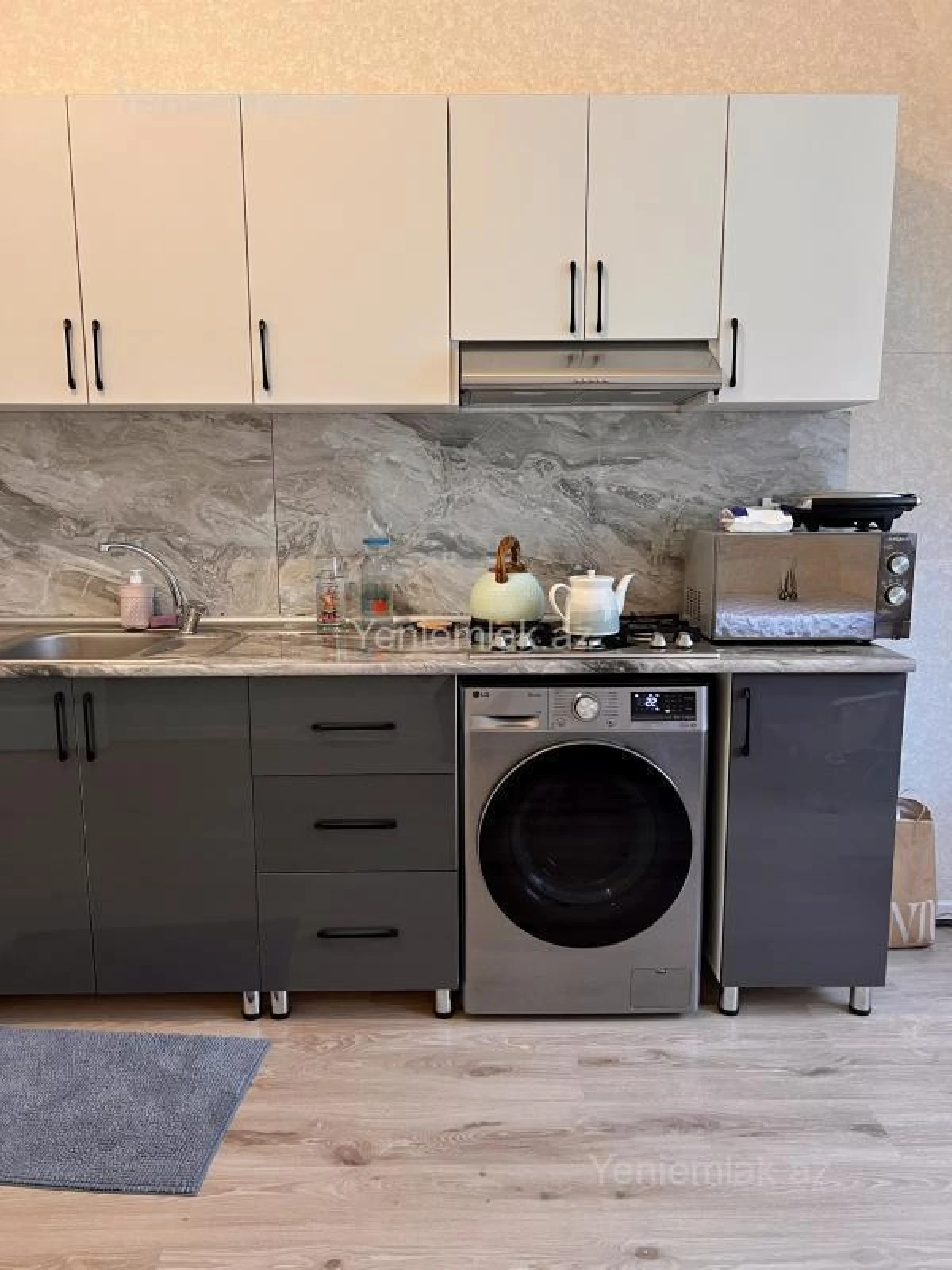 Satılır 2 otaqlı yeni tikili 72.8 m²