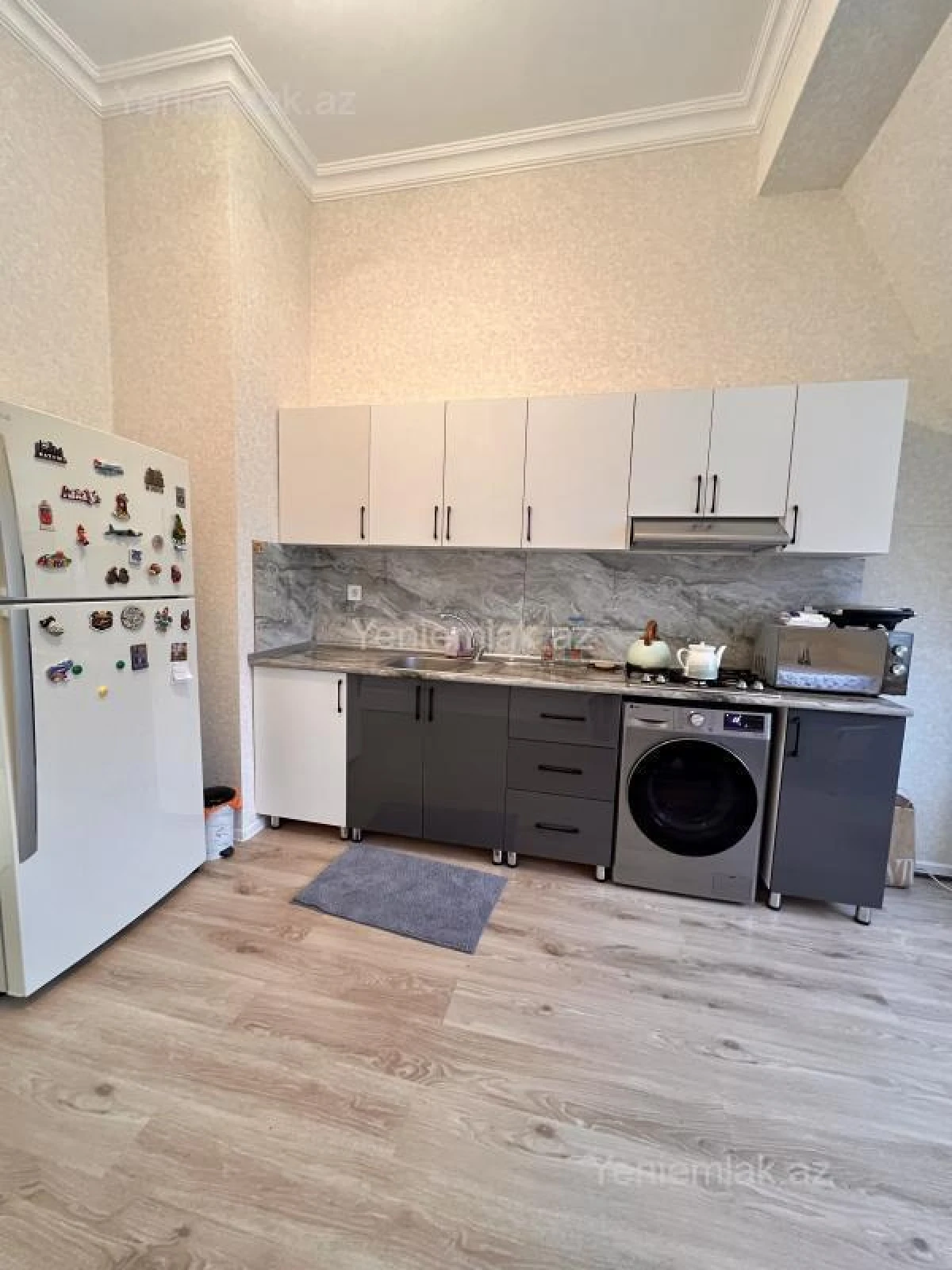 Satılır 2 otaqlı yeni tikili 72.8 m²