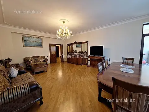 Satılır 3 otaqlı yeni tikili 179 m²