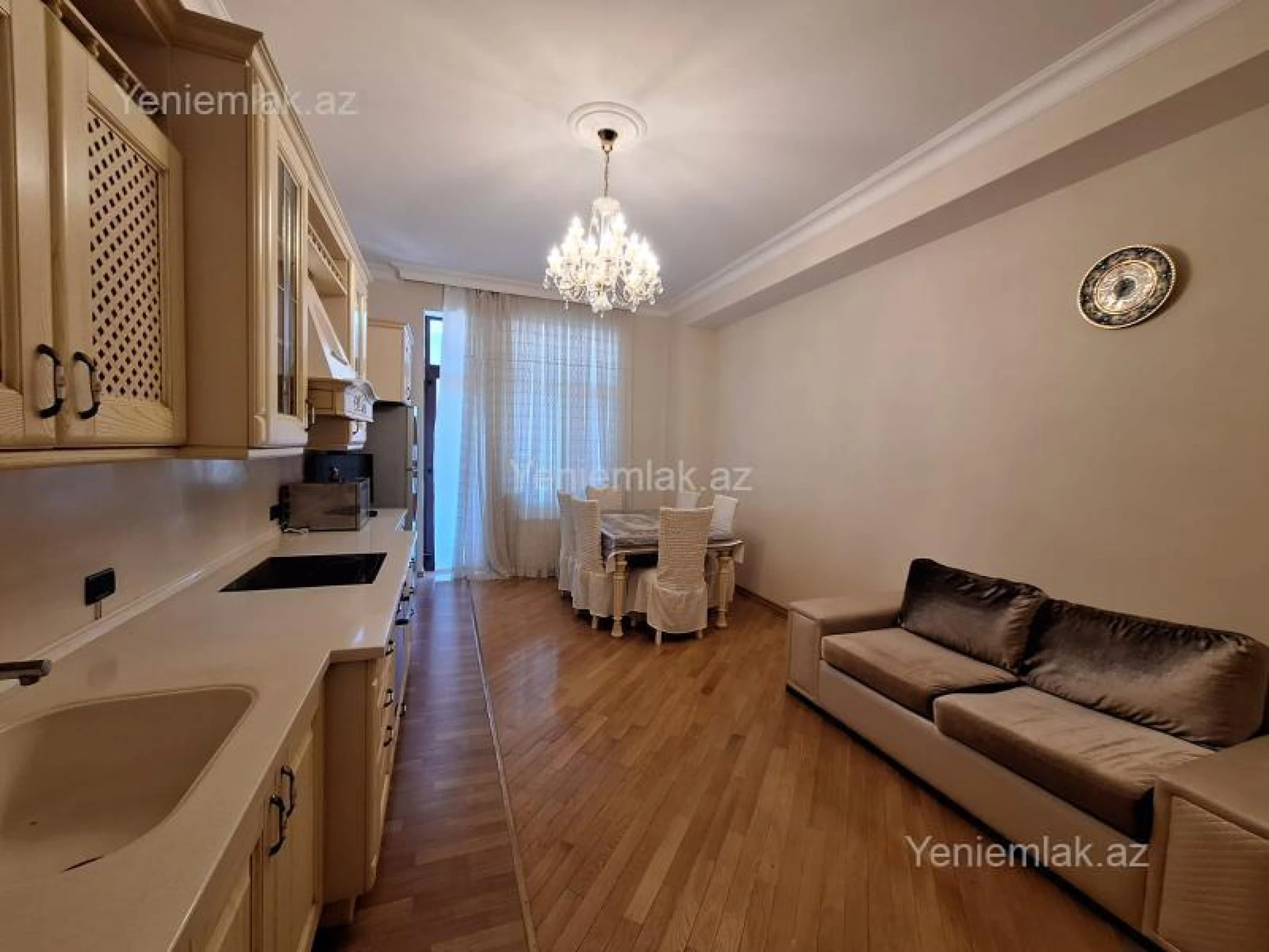 Satılır 3 otaqlı yeni tikili 179 m²