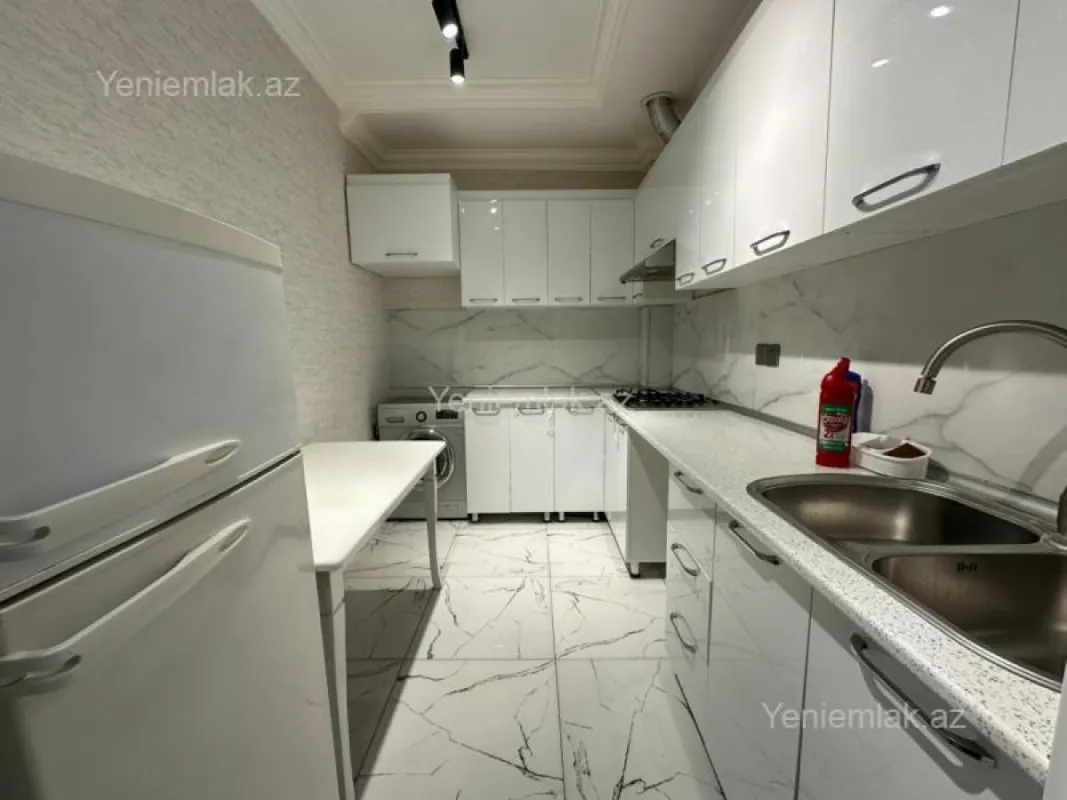 Satılır 3 otaqlı yeni tikili 62 m²