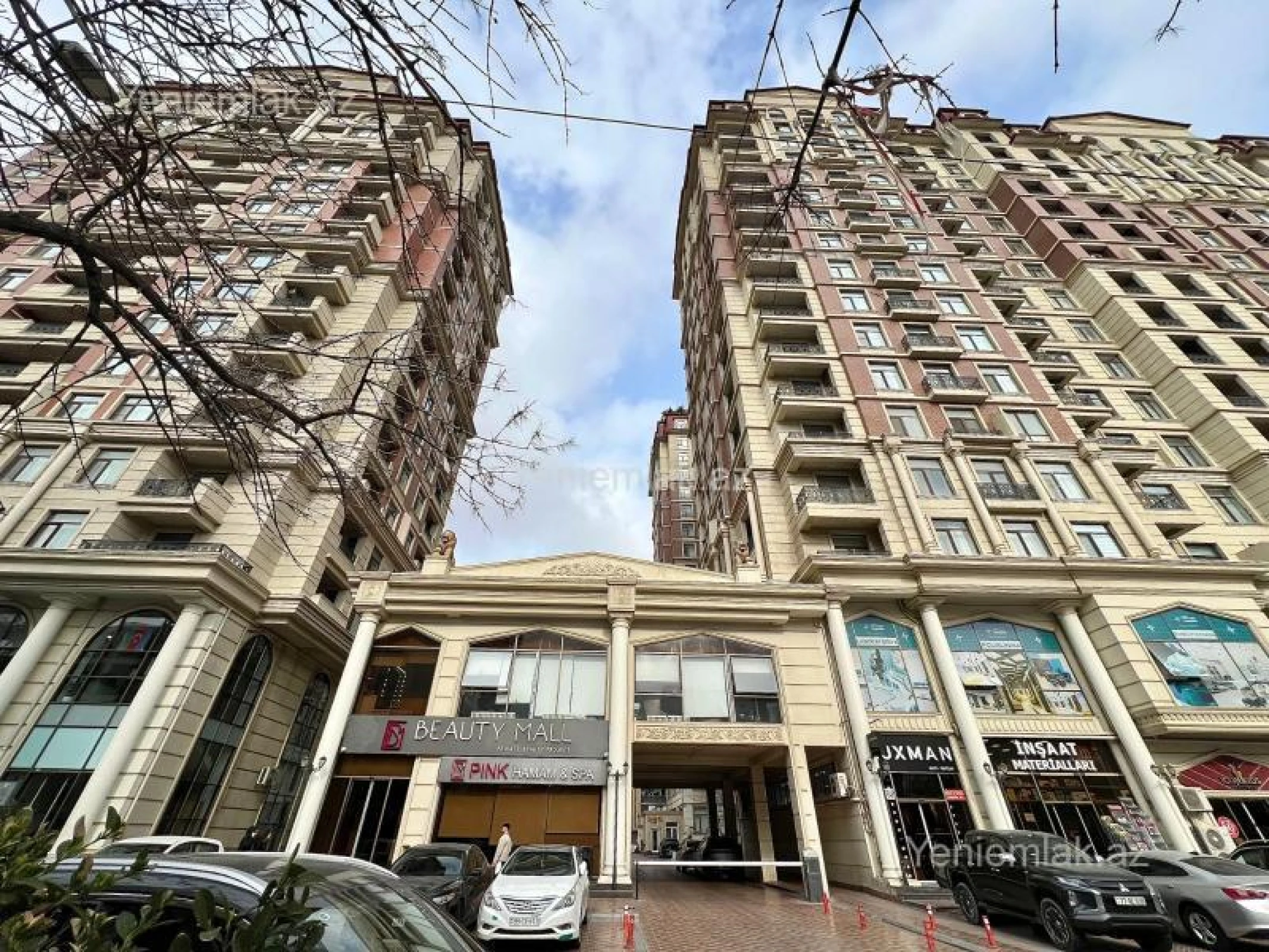 Satılır 3 otaqlı yeni tikili 118 m²
