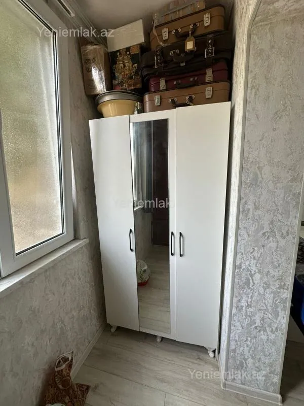 Satılır 2 otaqlı köhnə tikili 45 m²