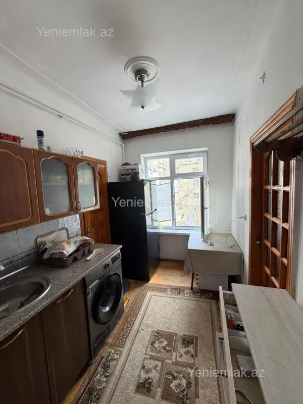 Satılır 2 otaqlı köhnə tikili 40 m²