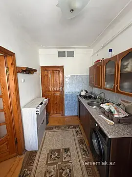 Satılır 2 otaqlı köhnə tikili 40 m²