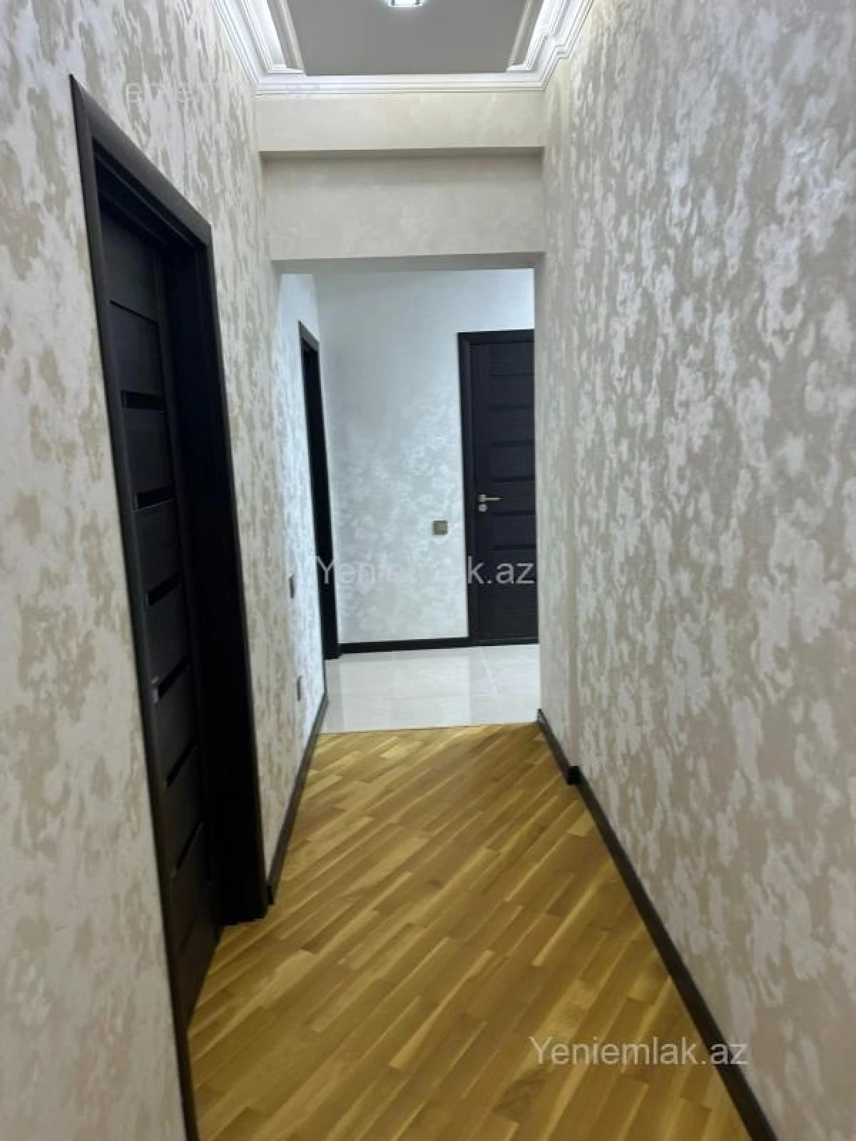 Satılır 3 otaqlı yeni tikili 122 m²