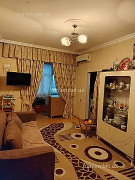 Satılır 2 otaqlı köhnə tikili 45 m²