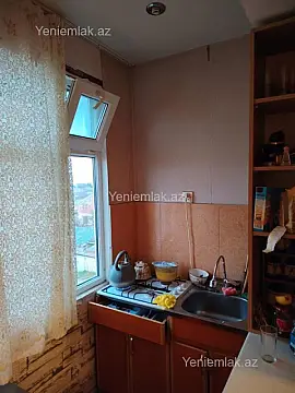 Satılır 2 otaqlı köhnə tikili 45 m²