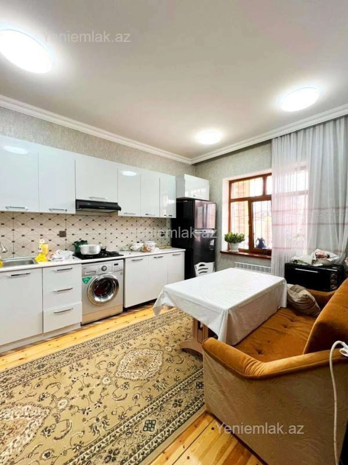Satılır 6 otaqlı həyət evi 250 m²