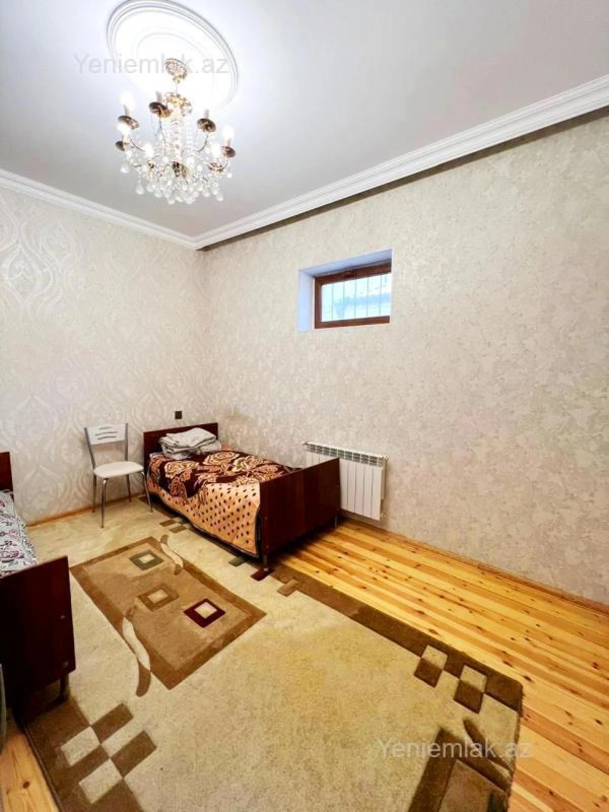 Satılır 6 otaqlı həyət evi 250 m²