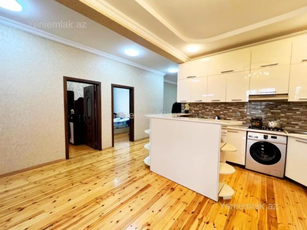 Satılır 6 otaqlı həyət evi 250 m²