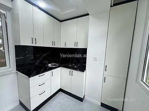 Satılır 3 otaqlı köhnə tikili 65 m²