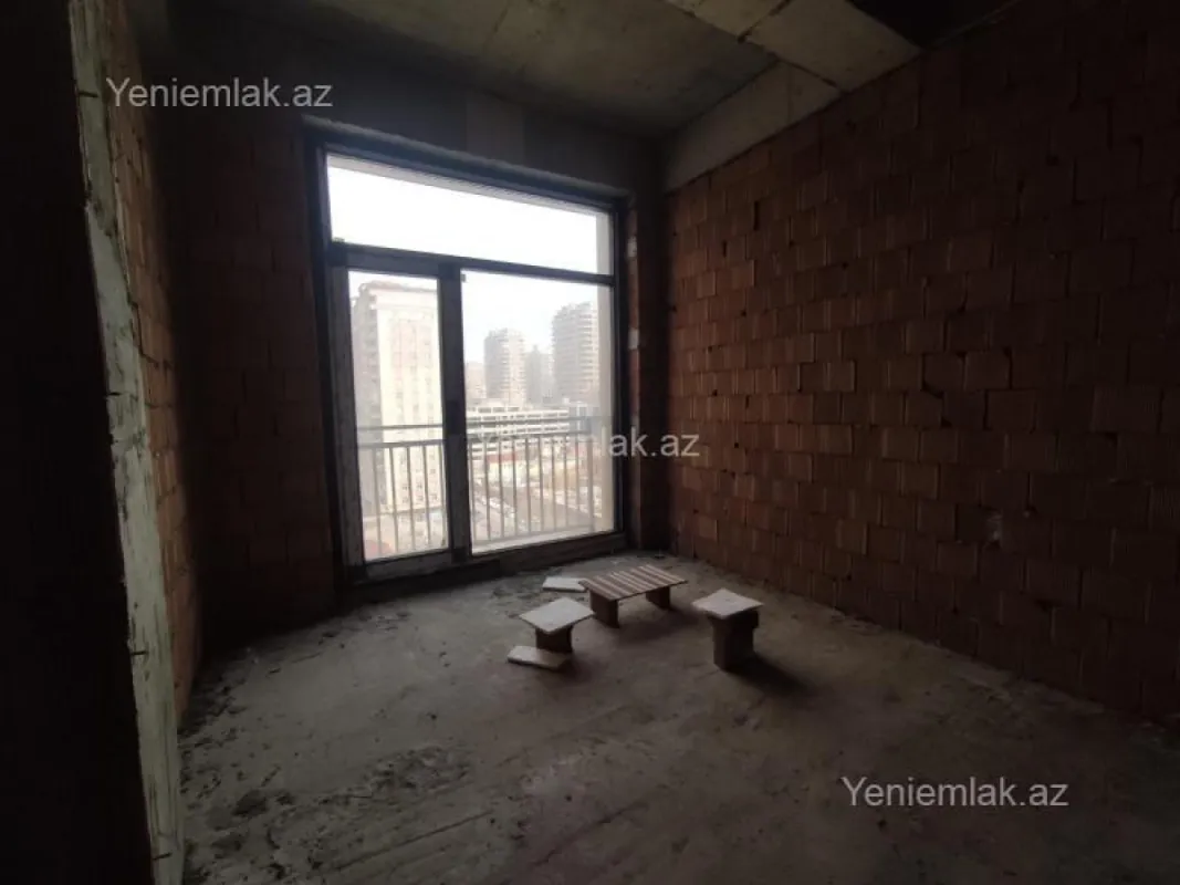 Satılır 3 otaqlı yeni tikili 118 m²