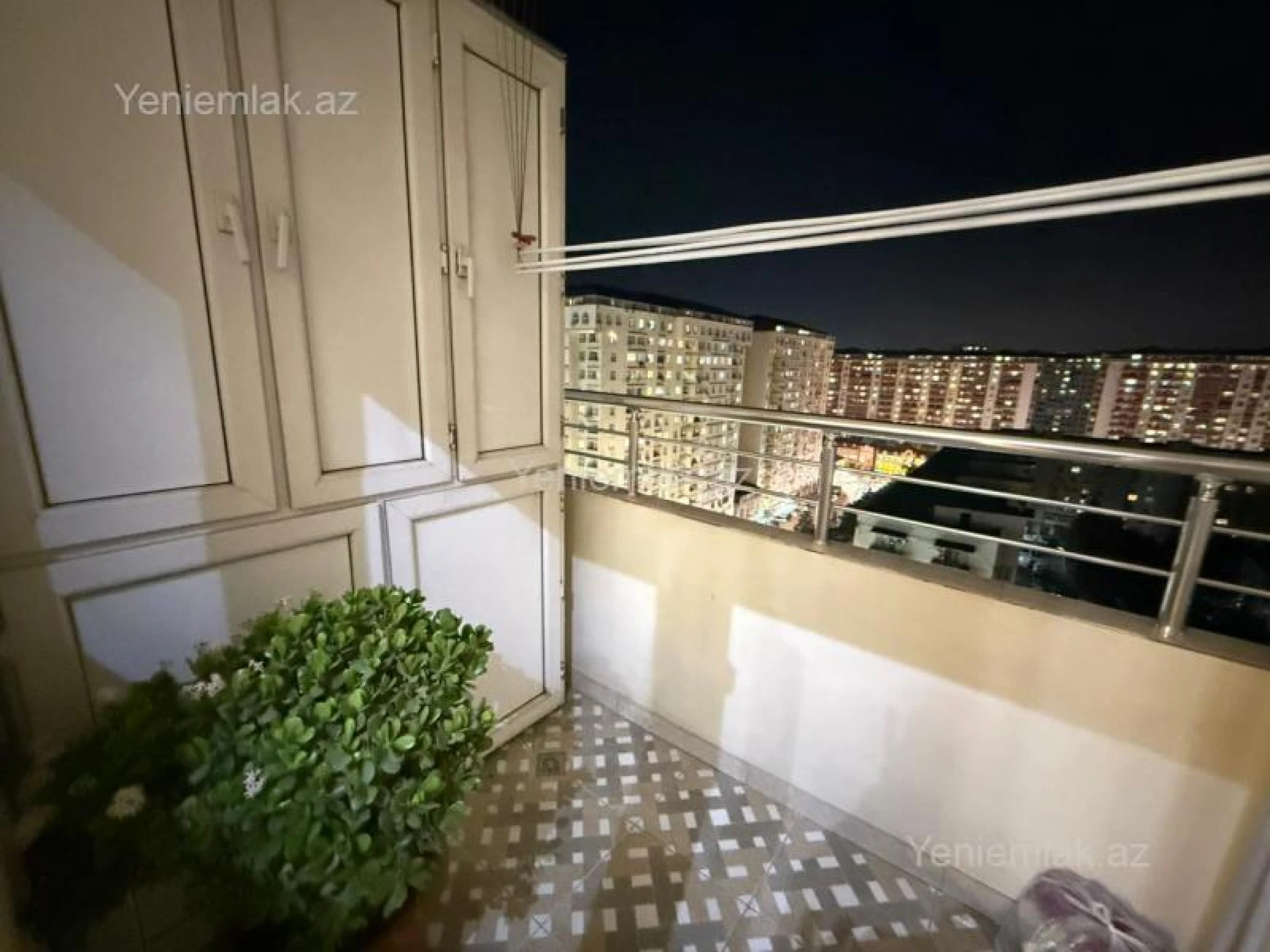 Satılır 3 otaqlı yeni tikili 118 m²