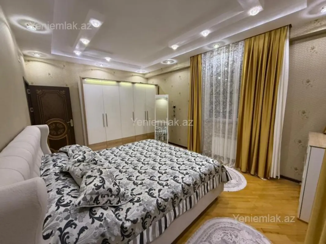 Satılır 3 otaqlı yeni tikili 118 m²