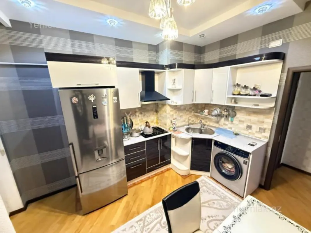 Satılır 3 otaqlı yeni tikili 118 m²