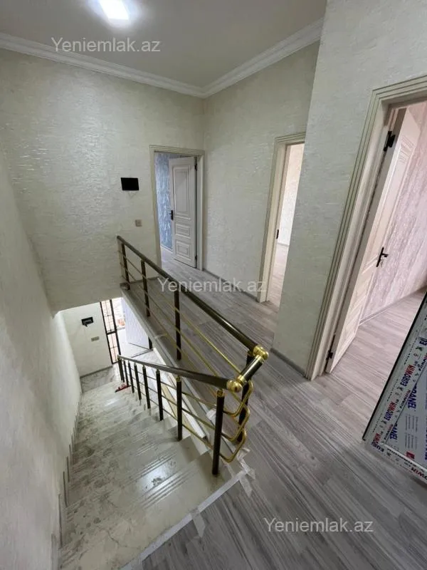 Satılır 4 otaqlı həyət evi 100 m²