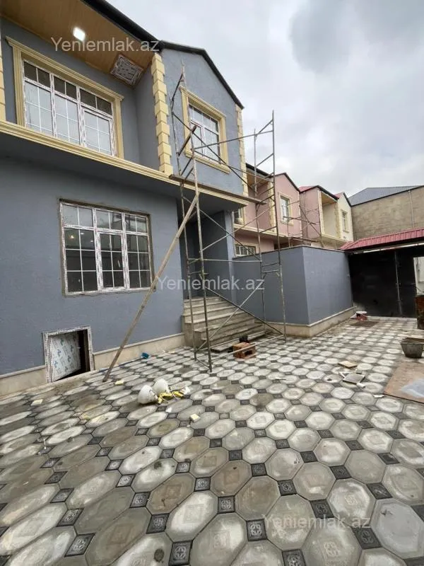 Satılır 4 otaqlı həyət evi 100 m²