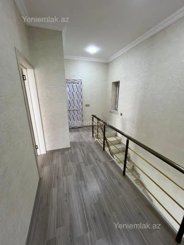 Satılır 4 otaqlı həyət evi 100 m²